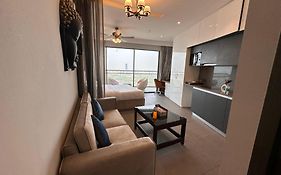 Skyview Balcony Studios